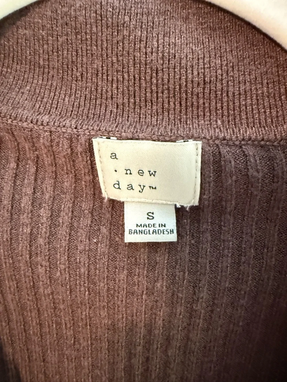 Brown Ribbed Button-Front Collared Knit Top - Picture 2 of 3
